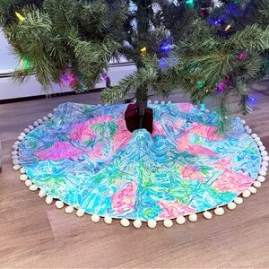 Lilly Pulitzer Patch Print Colorful Tree Skirt with Pom-Pom Trim